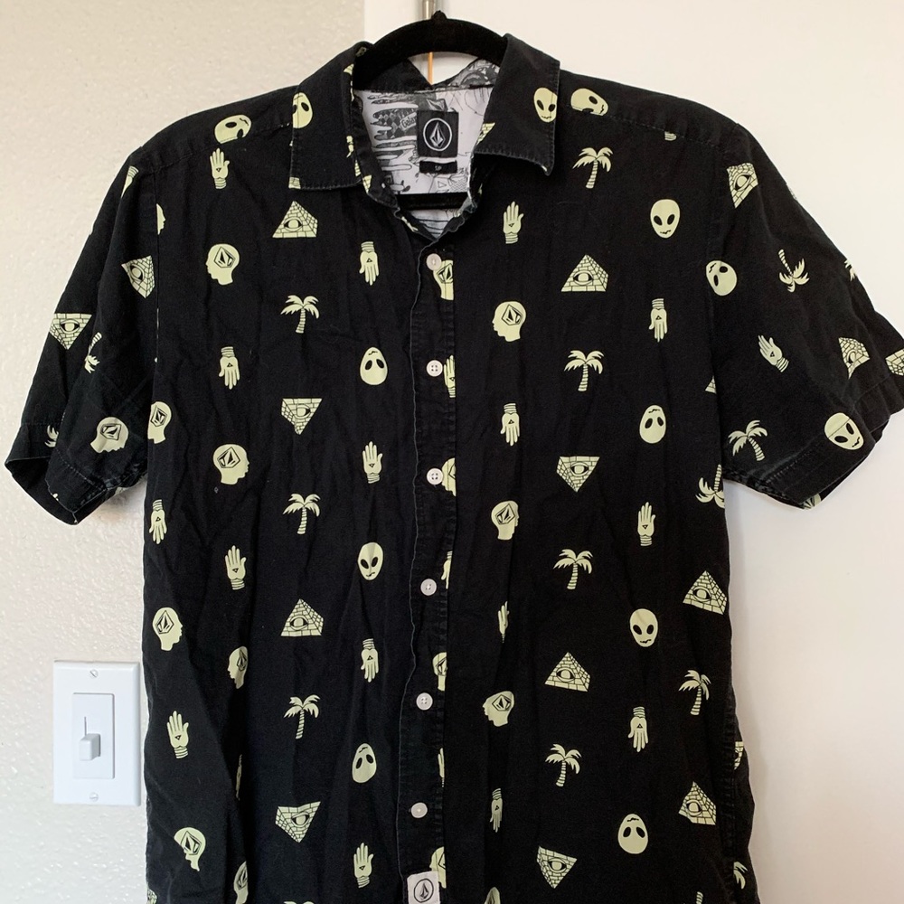 Vans alien print button up